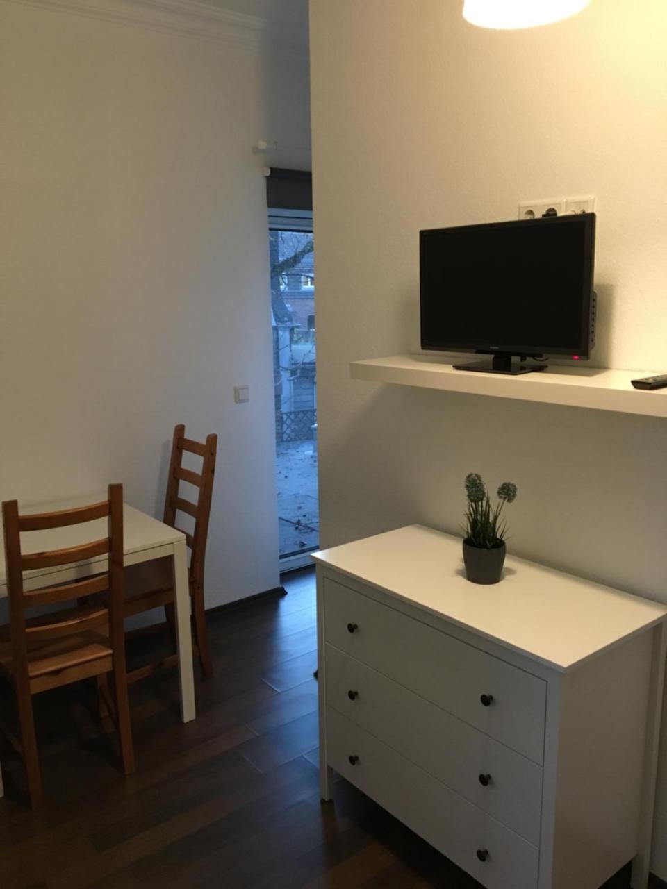 Zum Armen Mann Bed & Breakfast Дюселдорф Екстериор снимка